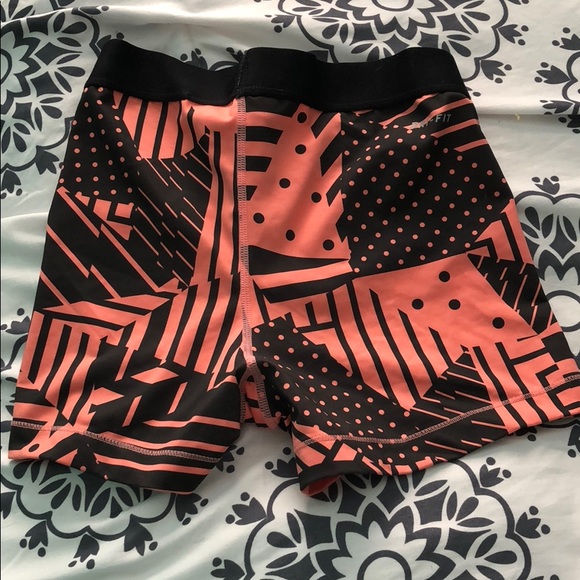 Nike Pro Combat Spandex Short - Picture 3 of 3